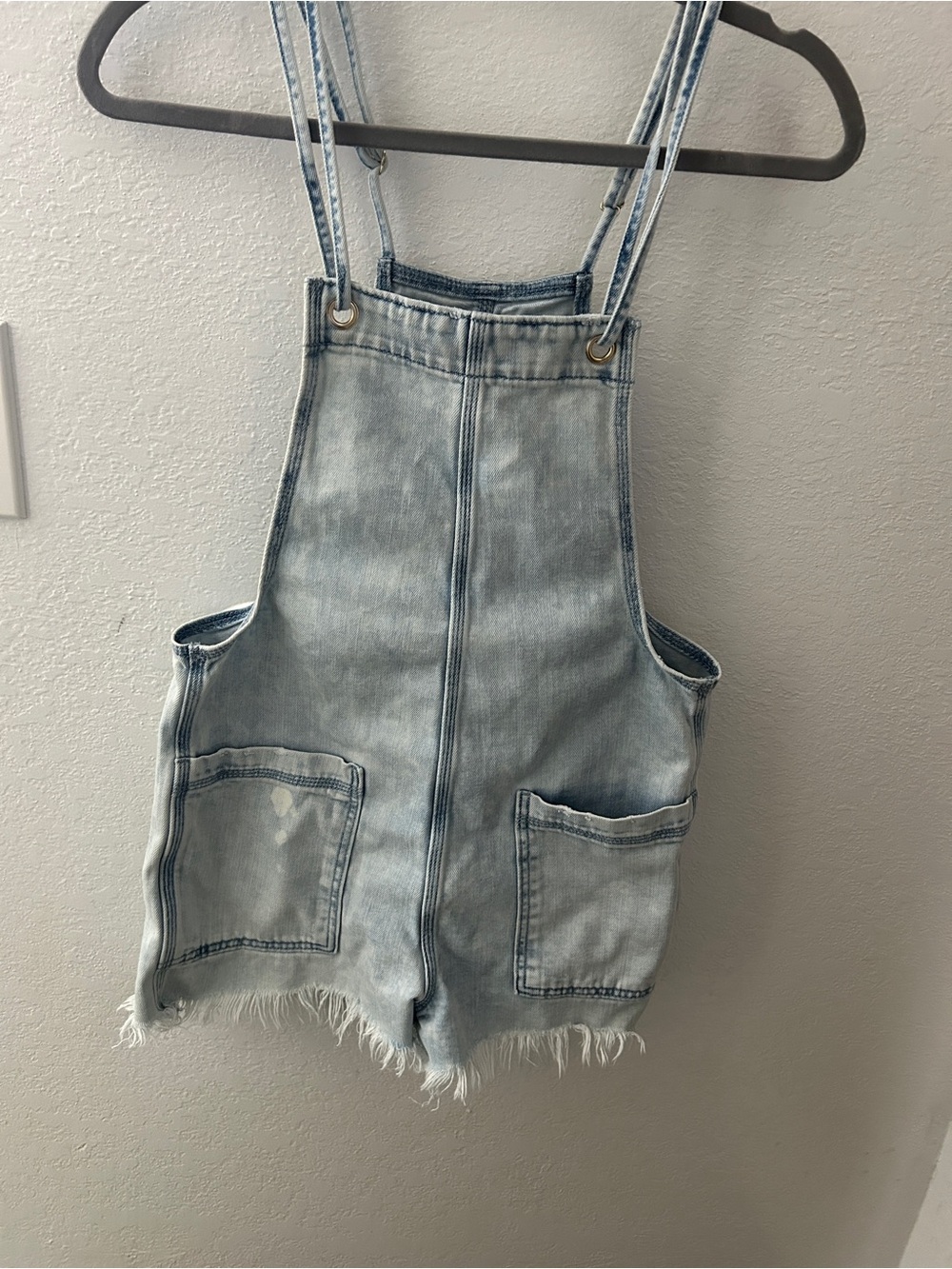 Aerie Light Wash Denim Short Overalls